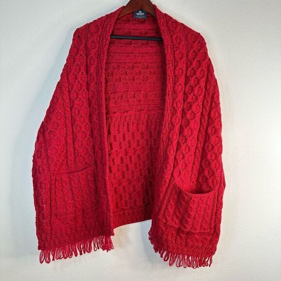 Aran Woollen Mills Womens Cherry Red Wool Cable Knit Shawl Sweater One Size - Picture 1 of 7